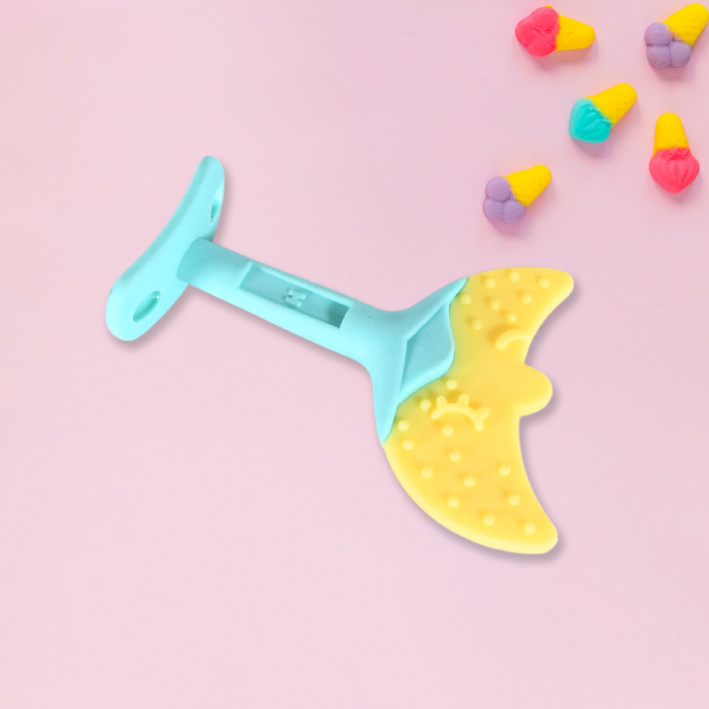 Baby Silicone Teether Fruit Teether For Toddlers100 Food Grade Silicone Teether Non-toxic Latex Free Suitable For Kids Above 3 Months Moon Shape(1 Pc)